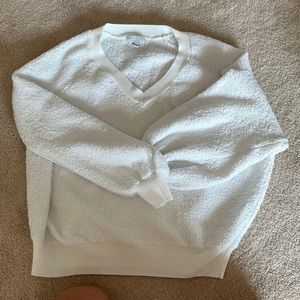 Size M white sweater